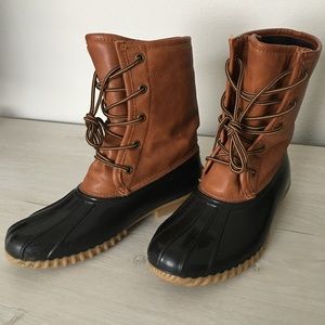 Rain Duck Boots Women’s Size 8.5